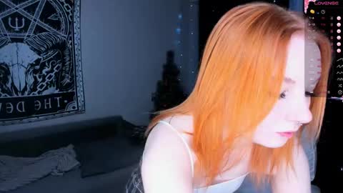 Snapshot of marymelanie chatting on 02/17/25, 03:15 Mary online show from 02/17/25, 03:15