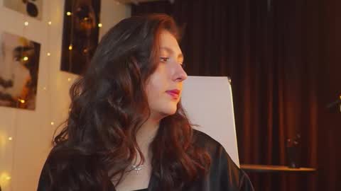 Mary Miller online show from 09/26/25, 12:42