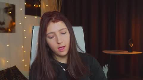 Mary Miller online show from 09/30/25, 07:35