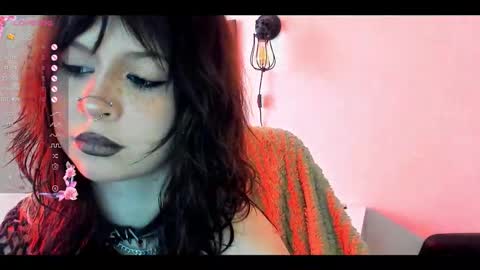 Mary x online show from 10/20/25, 09:32