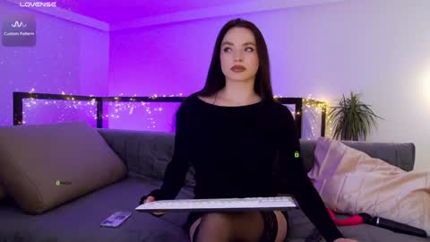 Snapshot of marypsiss chatting on 01/04/25, 04:54 Marina online show from 01/04/25, 04:54