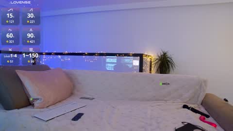 Snapshot of marypsiss chatting on 02/01/25, 02:13 Marina online show from 02/01/25, 02:13