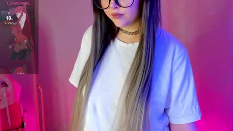 Snapshot of maryshiotta chatting on 01/30/25, 06:00 Mary online show from 01/30/25, 06:00