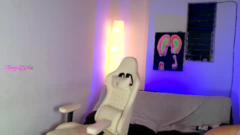 Snapshot of maryybellax chatting on 07/31/26, 02:11 maryybellax online show from 07/31/26, 02:11