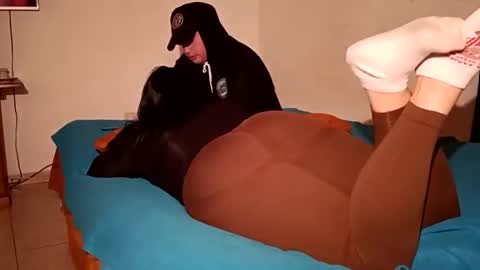 Mary y joni online show from 04/26/26, 04:54