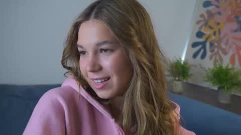 Sunny online show from 02/17/26, 08:48