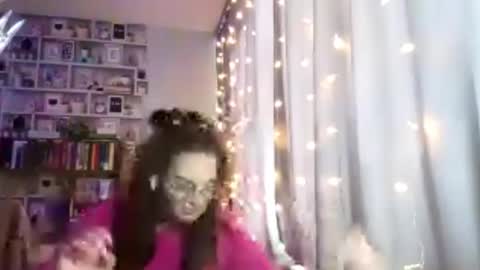 Kelly online show from 03/02/26, 07:15