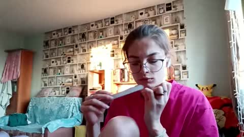 Kelly online show from 04/21/26, 09:37