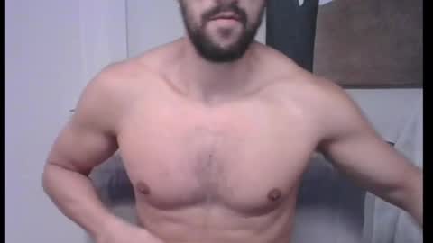 Snapshot of mascuhunk chatting on 02/01/25, 04:24 mascuhunk online show from 02/01/25, 04:24