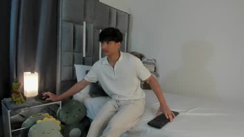 mash_angelo online show from 10/09/25, 02:31