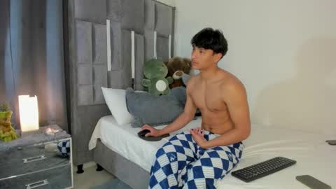 mash_angelo online show from 10/13/25, 10:54