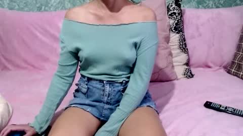 masha_2023 online show from 10/10/25, 03:05