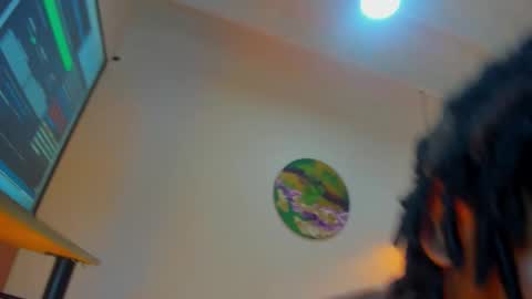 Snapshot of mashall_lee chatting on 03/02/26, 07:10 MARSHALL LEE online show from 03/02/26, 07:10