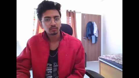 maskboyz2003 online show from 12/23/24, 04:01