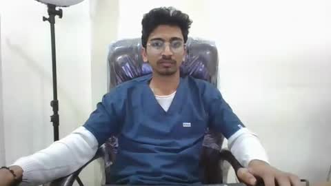 maskboyz2003 online show from 02/03/25, 08:35