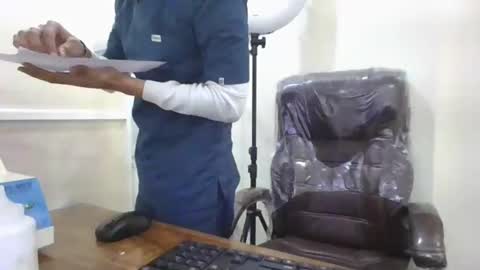 maskboyz2003 online show from 02/03/25, 12:25