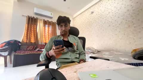 maskboyz2003 online show from 11/14/25, 03:27