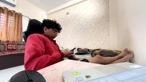 maskboyz2003 online show from 11/15/25, 05:38