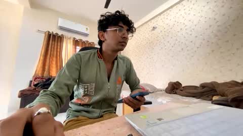 maskboyz2003 online show from 11/23/25, 04:01