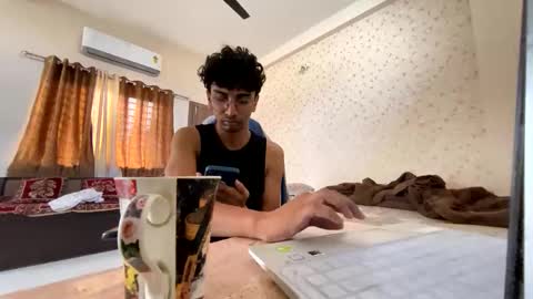 maskboyz2003 online show from 11/27/25, 03:19