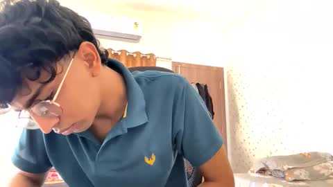 maskboyz2003 online show from 11/28/25, 04:48