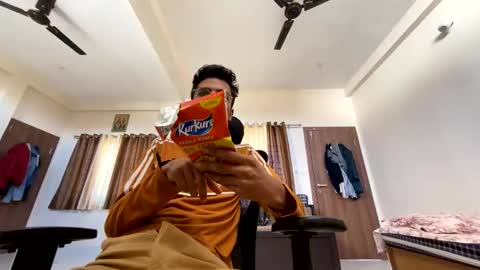 Mask Boy online show from 12/16/24, 08:20