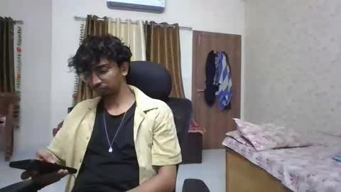 Mask Boy online show from 09/26/25, 06:01