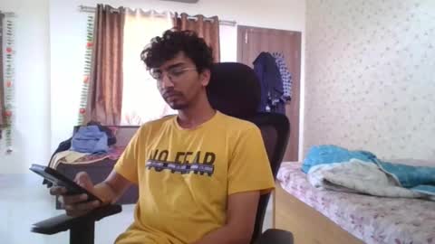 Mask Boy online show from 10/04/25, 04:21