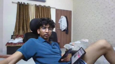 Mask Boy online show from 10/17/25, 05:37