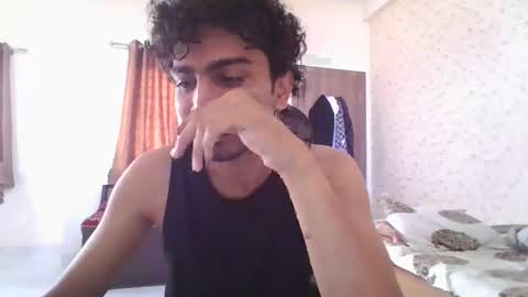 Mask Boy online show from 10/25/25, 02:08