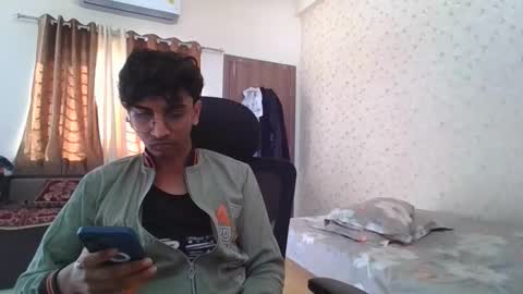 Mask Boy online show from 11/14/25, 03:27