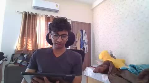 Mask Boy online show from 01/15/26, 04:39