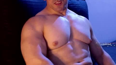 masked_bodybuilder online show from 01/26/25, 01:52