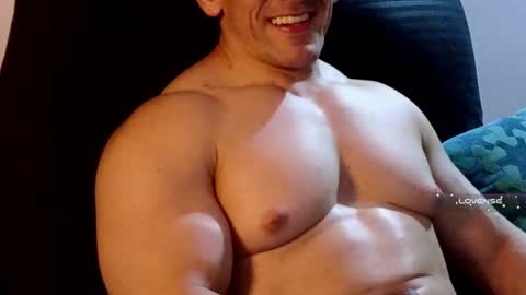 masked_bodybuilder online show from 03/02/25, 09:11