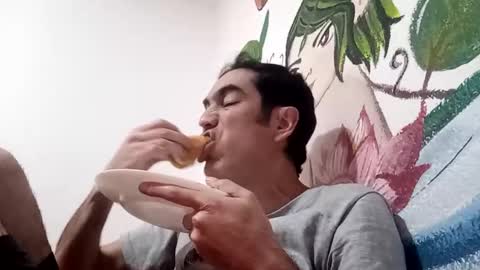 Masked Latin Noir online show from 02/09/26, 06:39