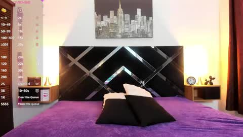 Scarlet  online show from 04/15/26, 06:15