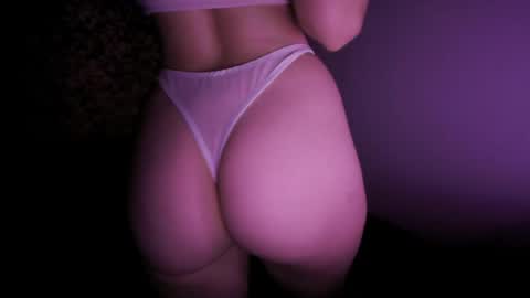 maskedseductress724 online show from 07/12/26, 08:55
