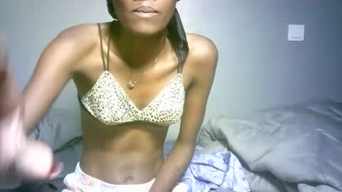 maskgang001 online show from 03/06/26, 04:31