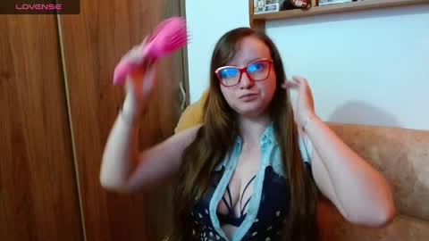 Monica online show from 04/23/26, 08:11