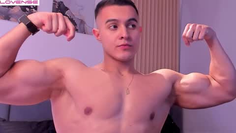 Mason Bennet online show from 09/17/25, 03:08