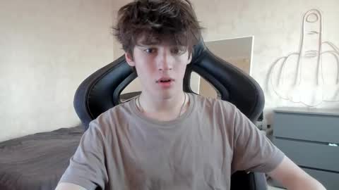 Snapshot of mason_jr chatting on 09/10/25, 02:28 mason_jr online show from 09/10/25, 02:28