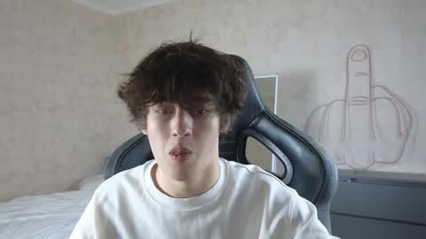 Snapshot of mason_jr chatting on 10/17/25, 03:36 mason_jr online show from 10/17/25, 03:36