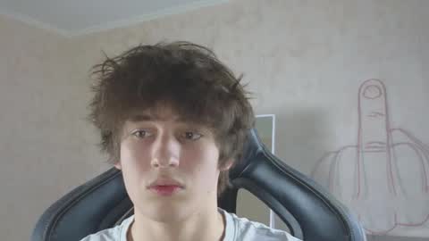 Snapshot of mason_jr chatting on 10/18/25, 06:52 mason_jr online show from 10/18/25, 06:52