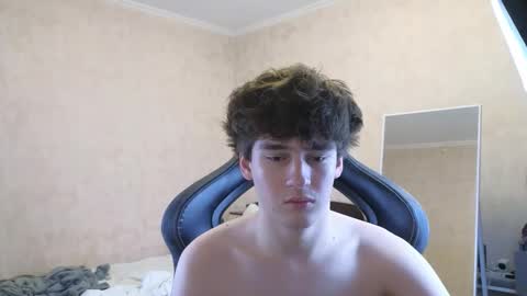 Snapshot of mason_jr chatting on 11/16/25, 09:42 mason_jr online show from 11/16/25, 09:42