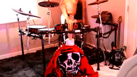 Snapshot of massageartist chatting on 11/09/25, 07:56 HappyZending online show from 11/09/25, 07:56