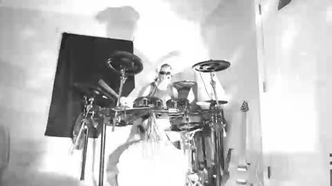 HappyZending online show from 04/12/26, 01:43