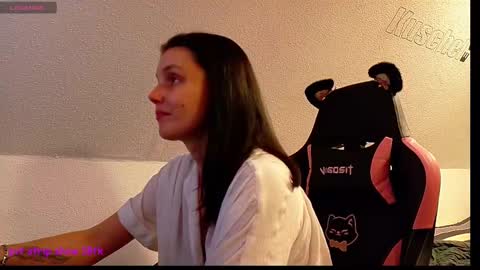 Queeny Kathy  Online at 2030 MEZ Sunday  Wednesday online show from 03/07/25, 08:33