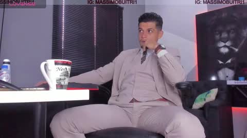 I am Massimo online show from 01/09/25, 02:40