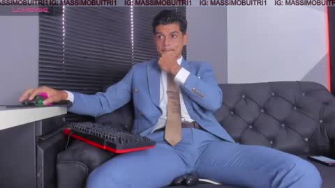 I am Massimo online show from 06/08/26, 12:16