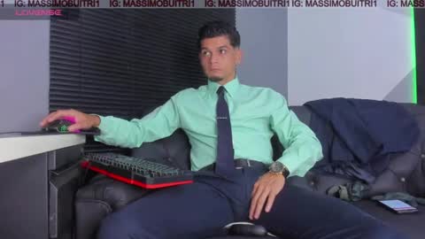 I am Massimo online show from 06/10/26, 12:22